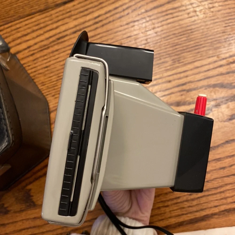 Vintage Polaroid Big Swinger 3000 Land Camera Film Photography & Carrying Case